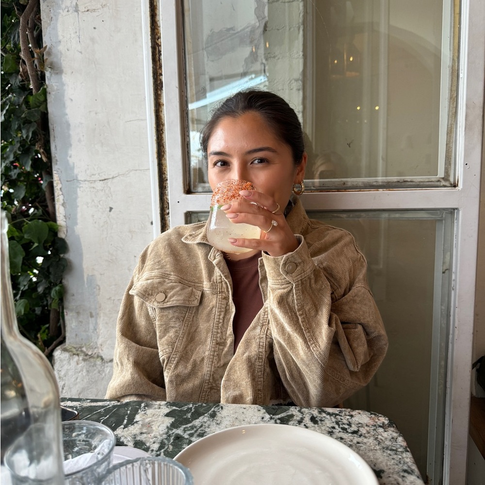 Meet your Posher, Kelly